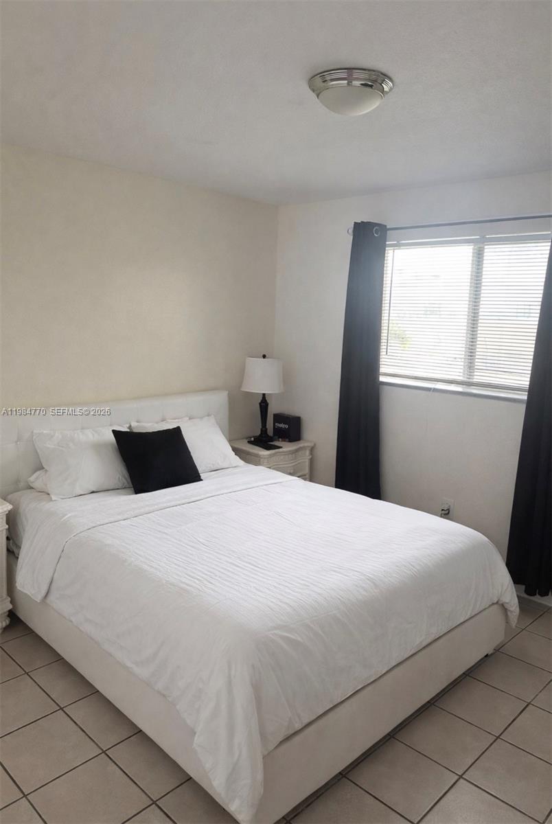   /   sq. ft. $ 2026-03-23 0 Photo