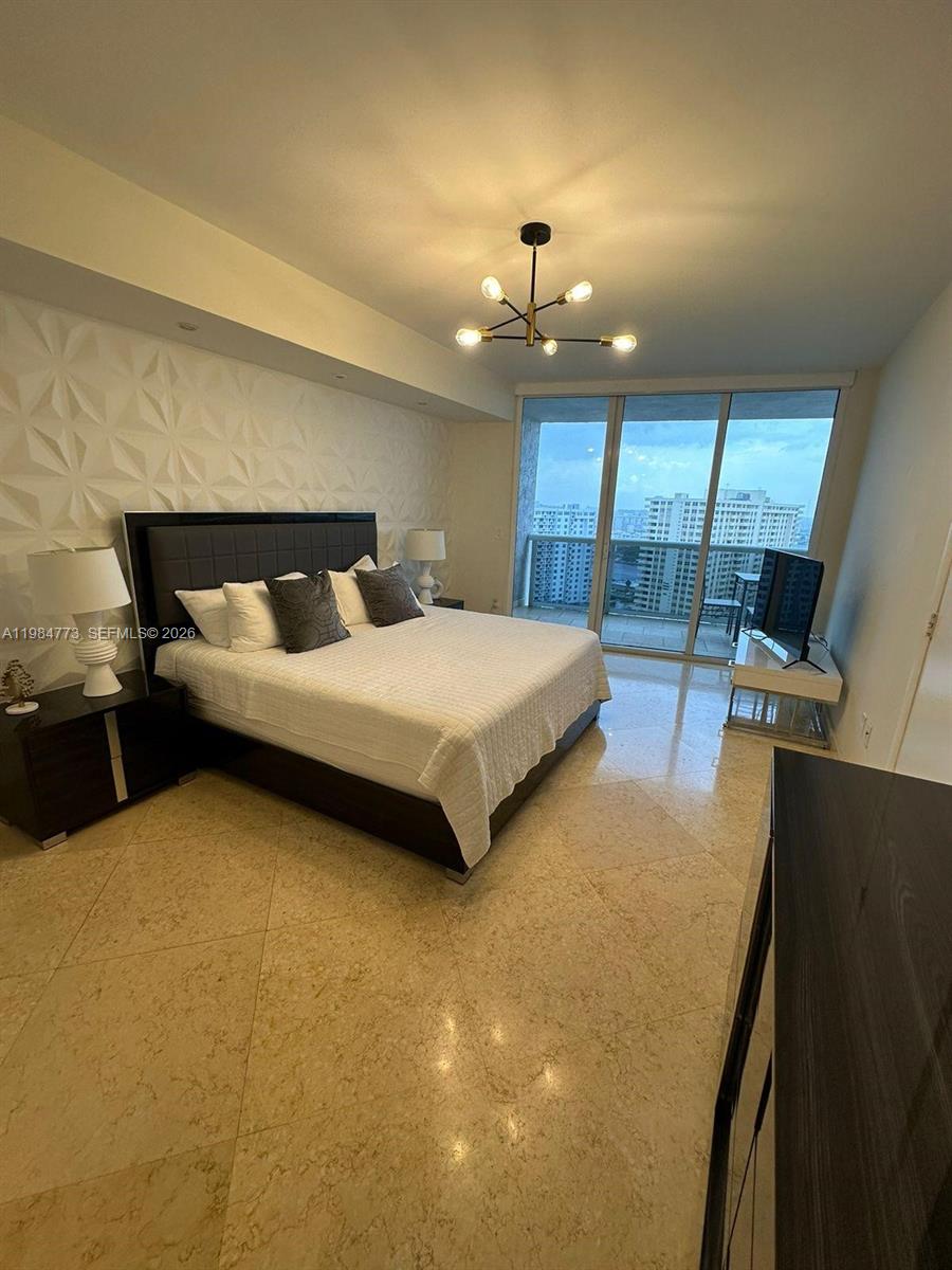 1606 2 / 1 1086 sq. ft. $ 2026-03-17 0 foto