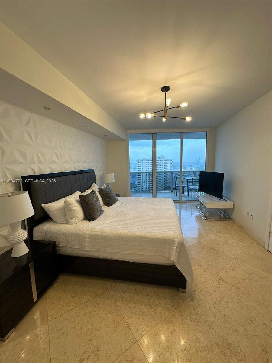 1606 2 / 1 1086 sq. ft. $ 2026-03-17 0 foto