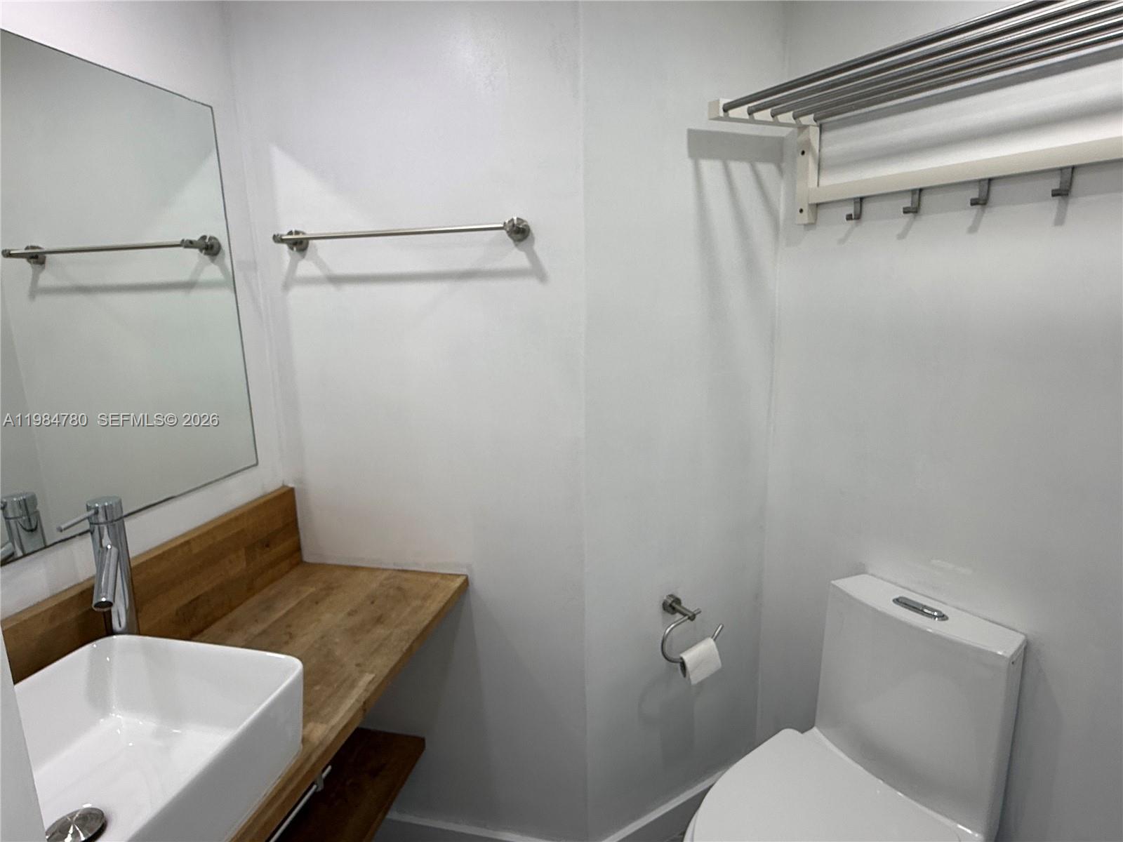 Photo of 1825 Ocean Dr #305, Hallandale Beach, Florida, 33009 -