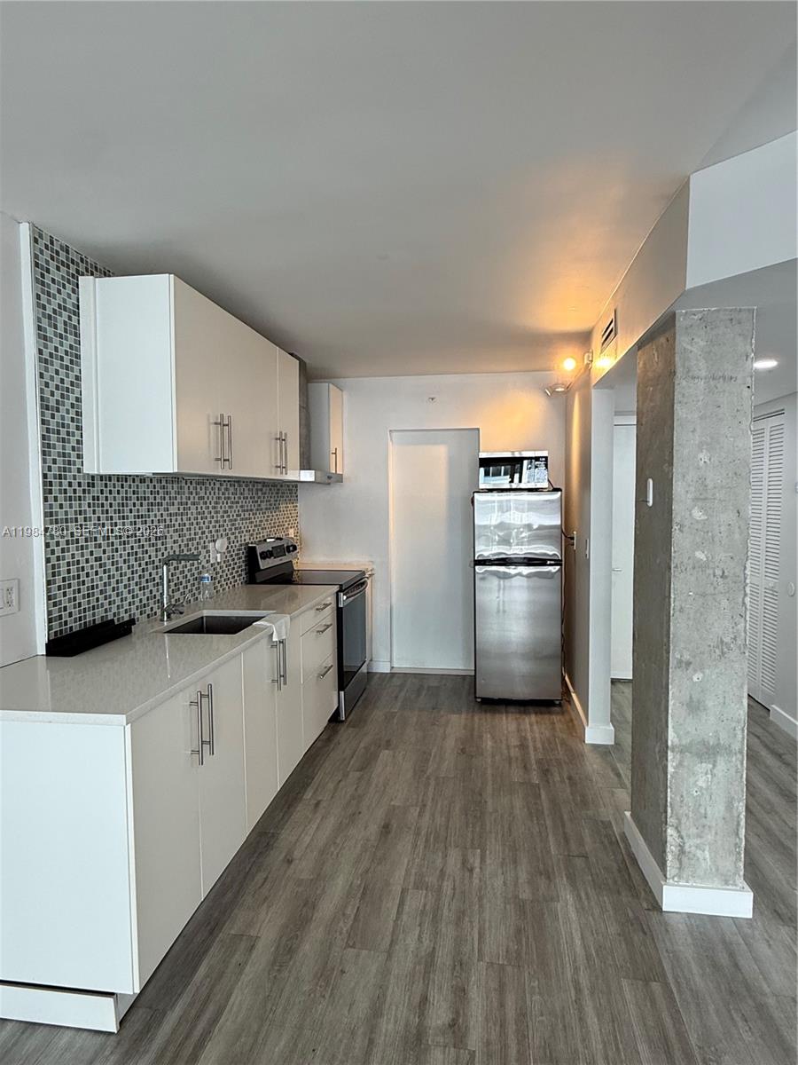 Photo of 1825 Ocean Dr #305, Hallandale Beach, Florida, 33009 -