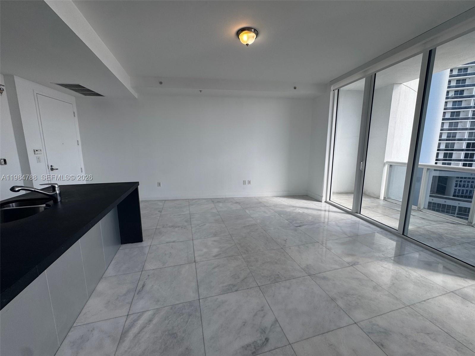 3505 2 / 3 1577 sq. ft. $ 2026-04-28 0 Photo