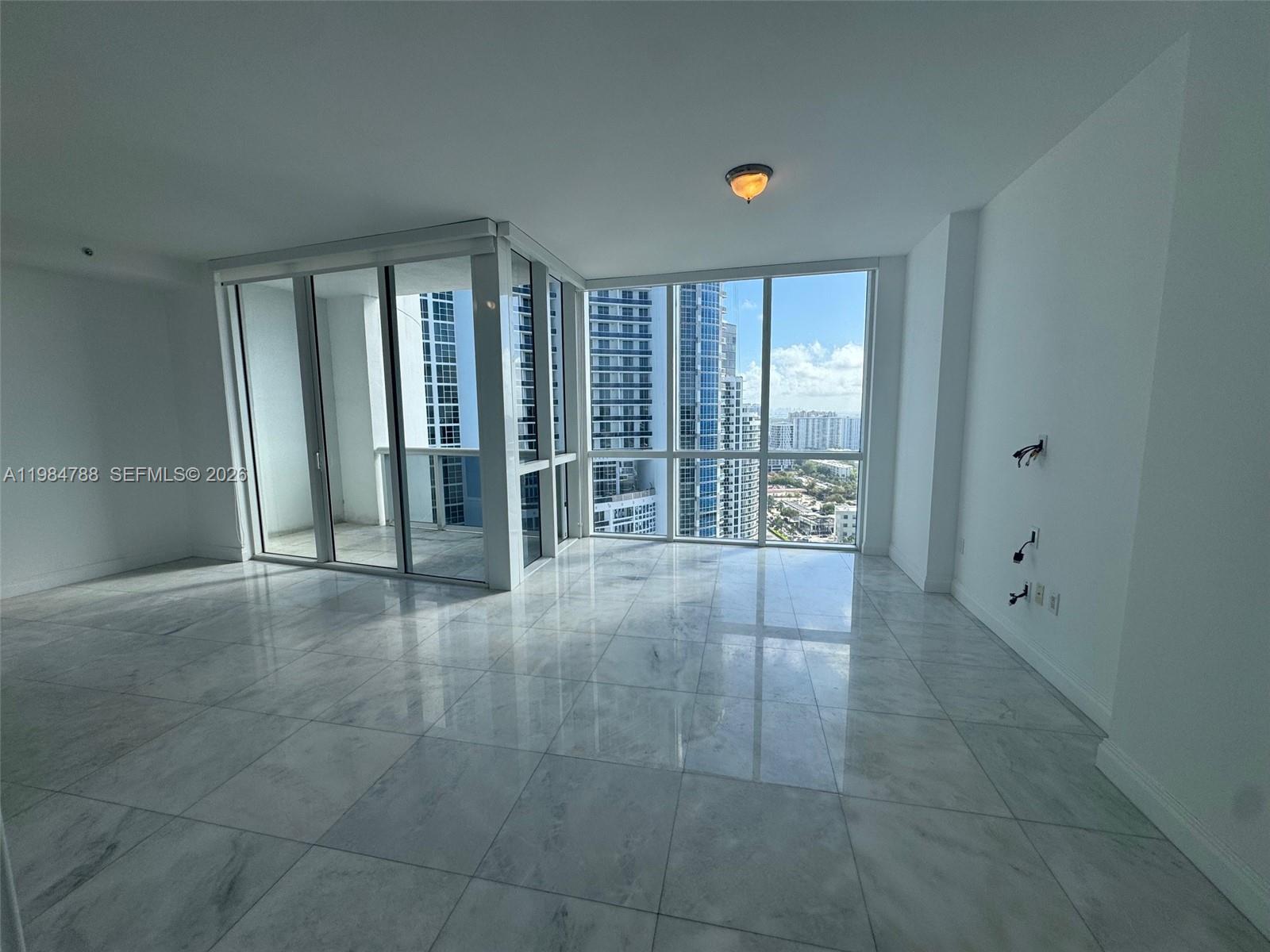 3505 2 / 3 1577 sq. ft. $ 2026-04-28 0 Photo