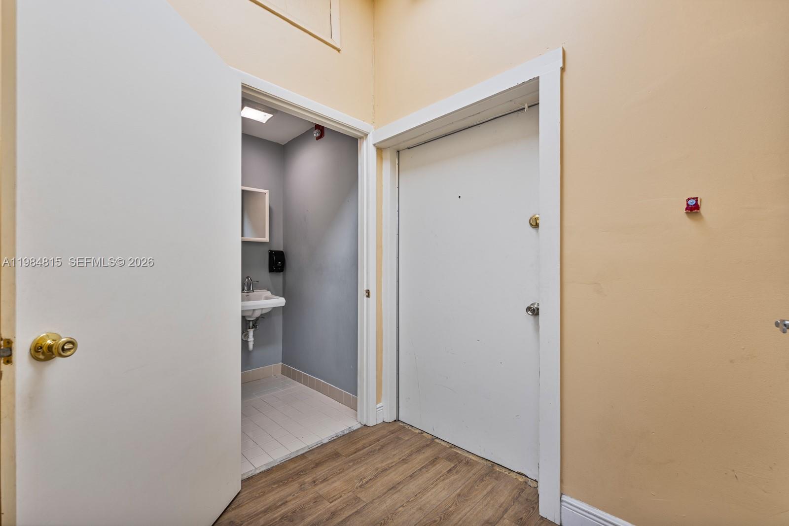   /   sq. ft. $ 2026-03-17 0 Photo