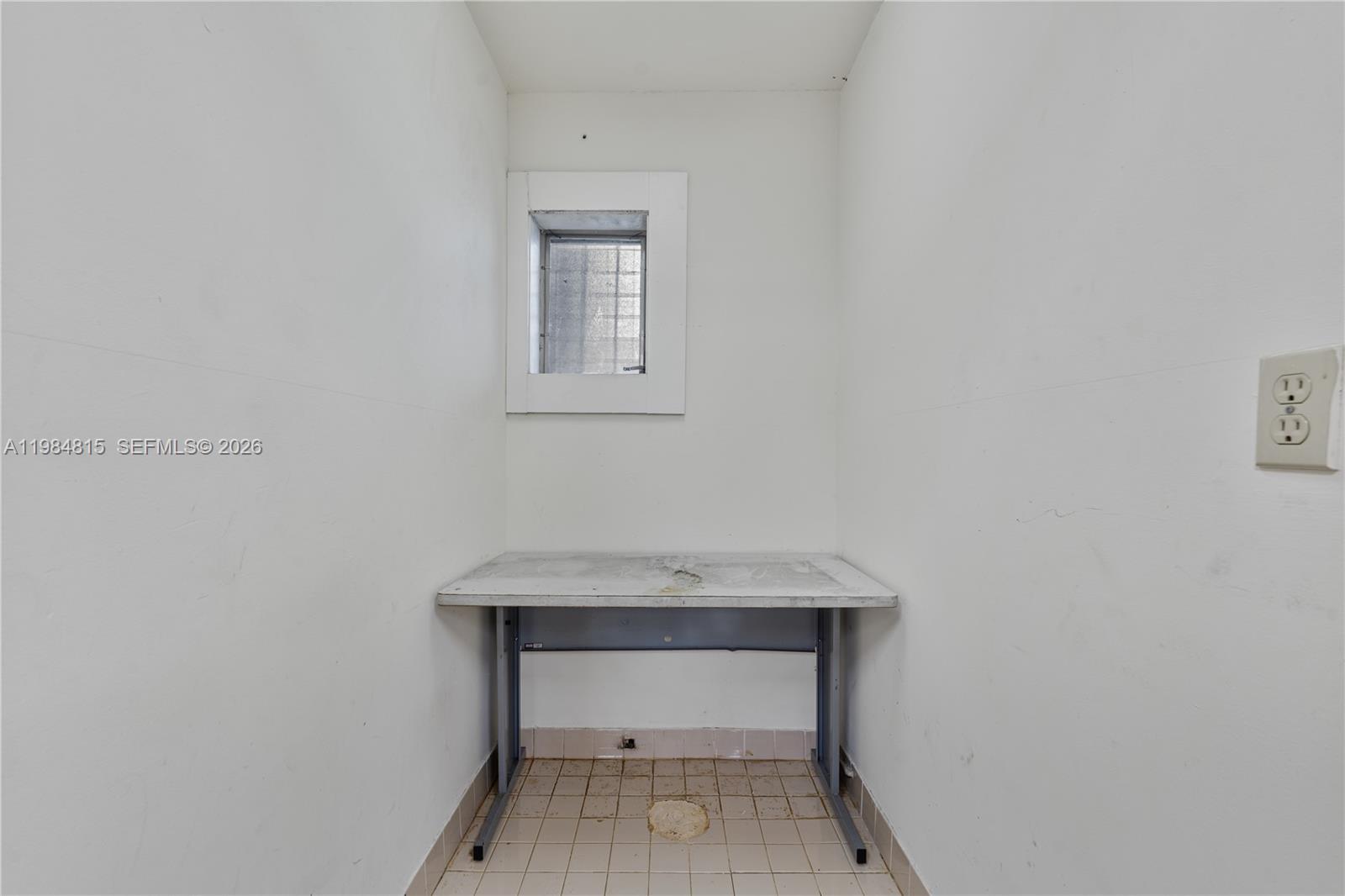   /   sq. ft. $ 2026-03-17 0 Photo