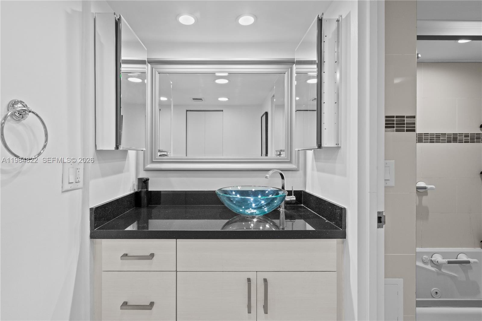 Photo of 3675 Country Club Dr  #1907, Aventura, Florida, 33180 - 