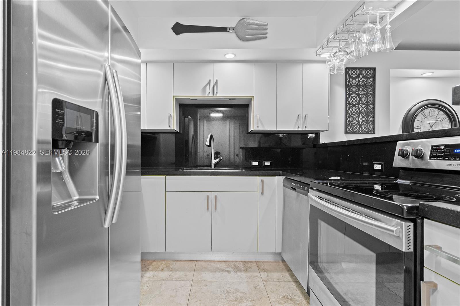 Photo of 3675 Country Club Dr  #1907, Aventura, Florida, 33180 - 