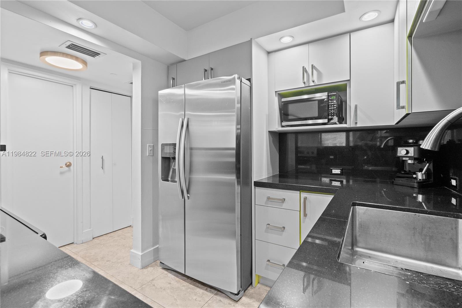 Photo of 3675 Country Club Dr  #1907, Aventura, Florida, 33180 - 