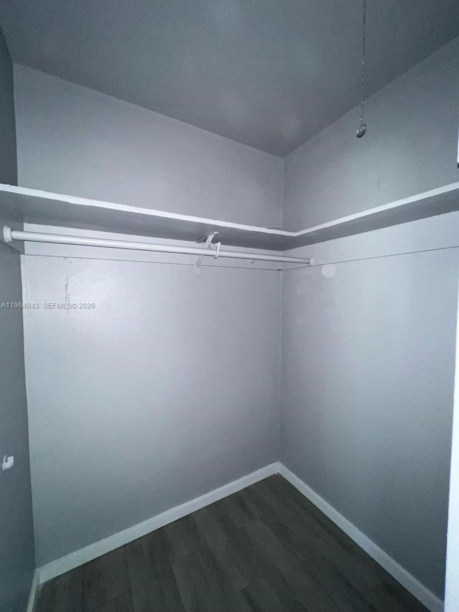   /  2138 кв.футов $ 2026-03-17 0 Фото