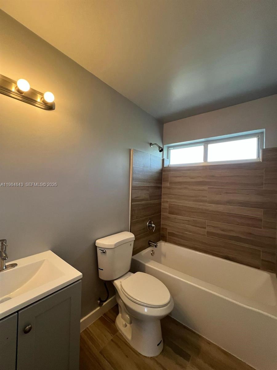   /  2138 кв.футов $ 2026-03-17 0 Фото