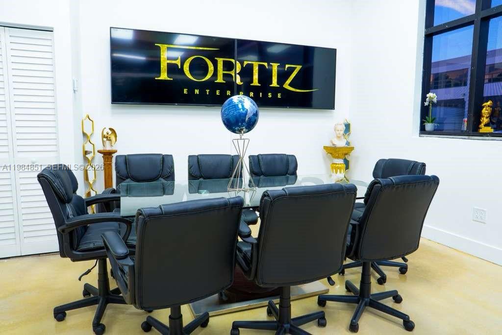   /   sq. ft. $ 2026-03-17 0 foto