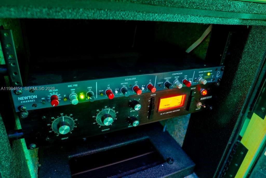   /   sq. ft. $ 2026-03-17 0 foto