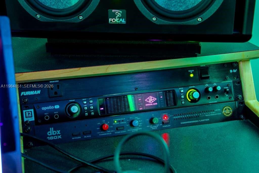   /   sq. ft. $ 2026-03-17 0 foto