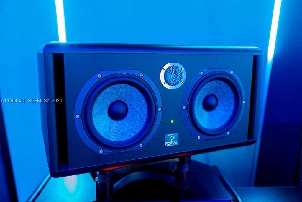   /   sq. ft. $ 2026-03-17 0 foto