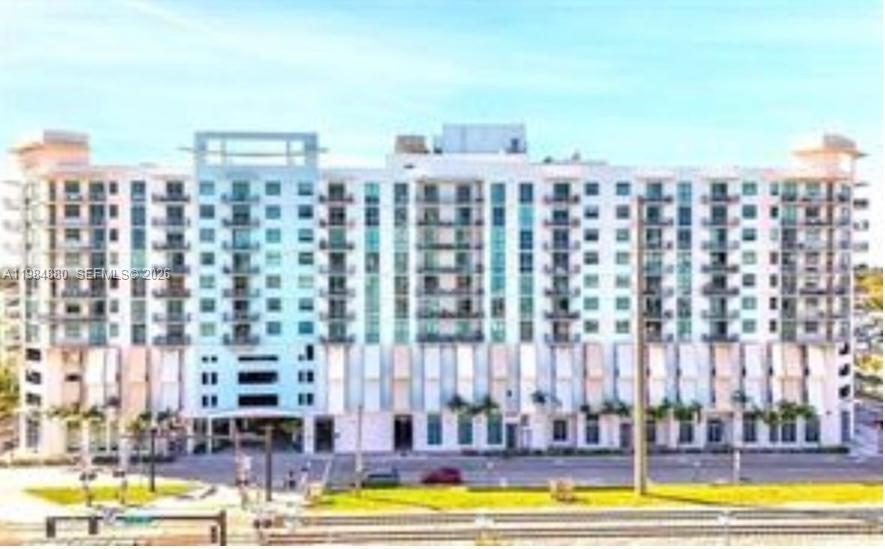 Photo of 140 Dixie Hwy #704, Hollywood, Florida, 33020 -