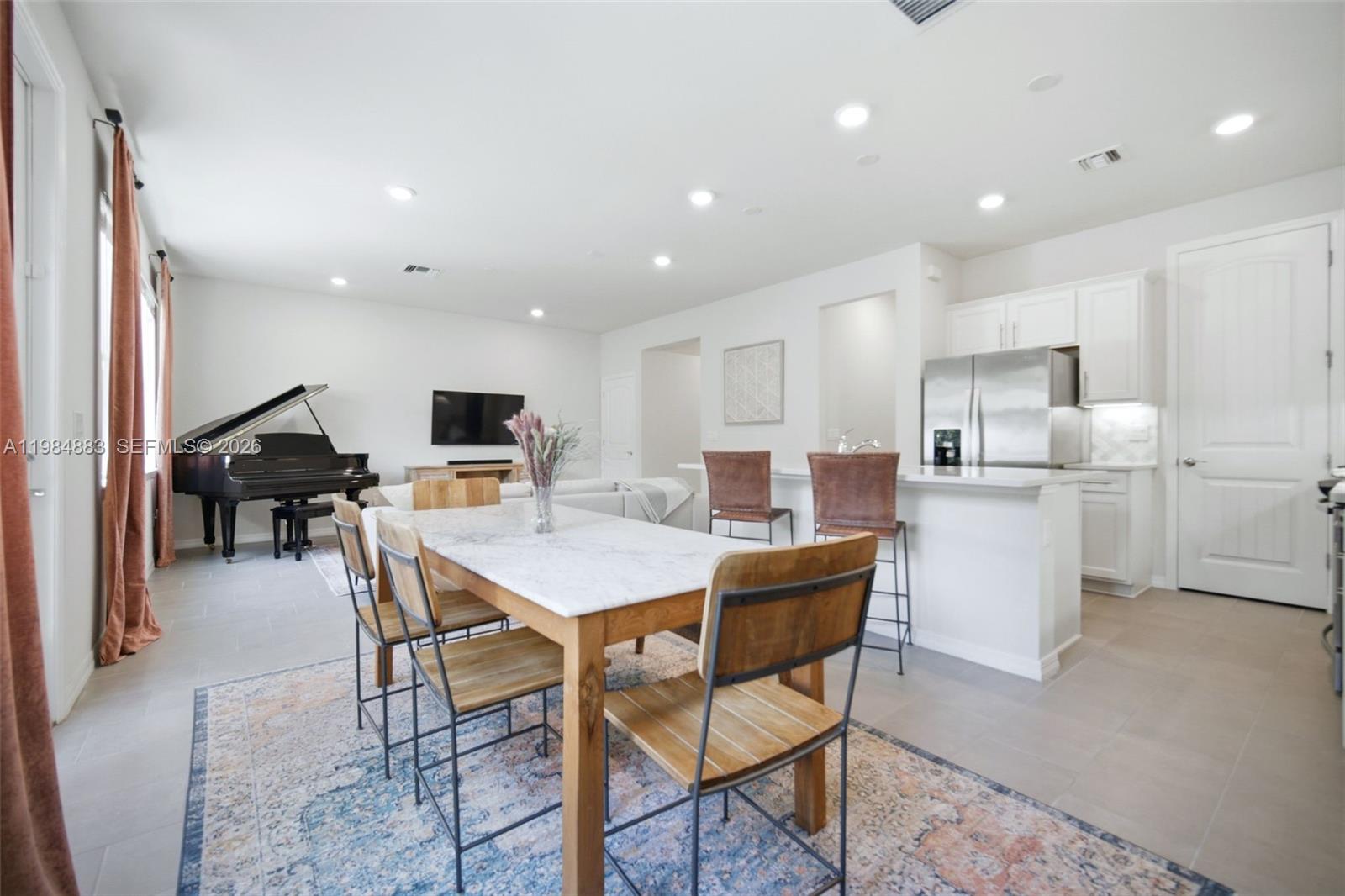 See details 1628 3 / 3 1768 sq. ft. $ 2026-03-18 0 Photo
