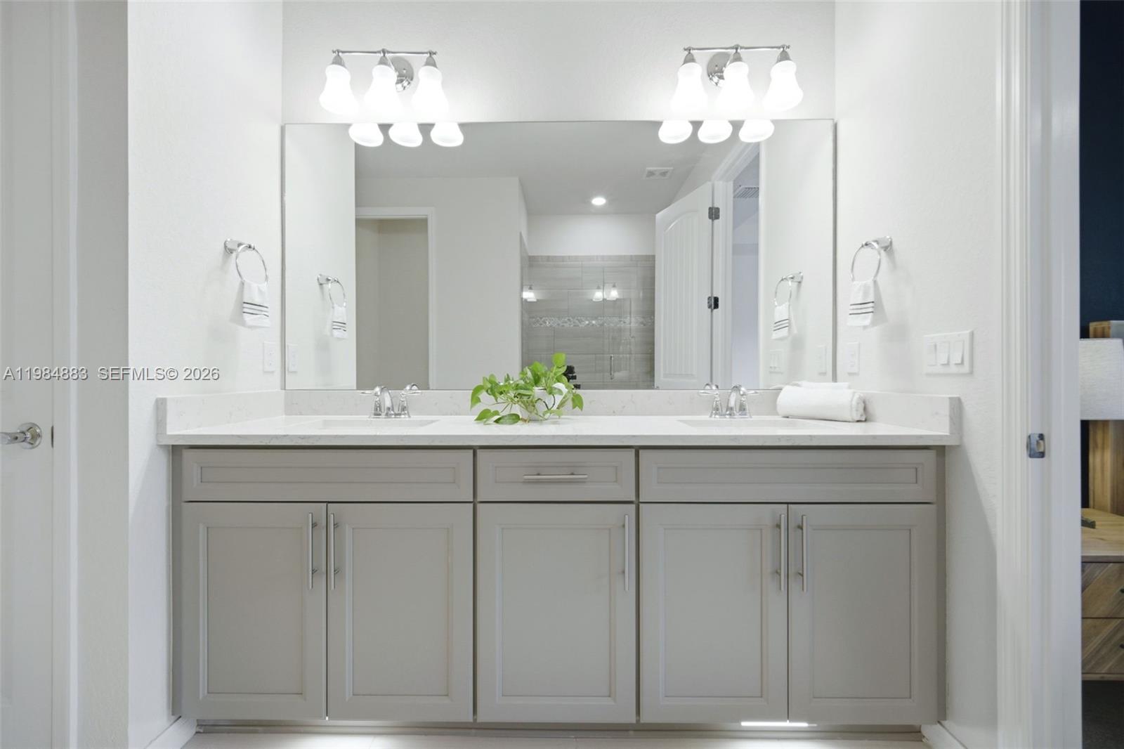 See details 1628 3 / 3 1768 sq. ft. $ 2026-03-18 0 Photo