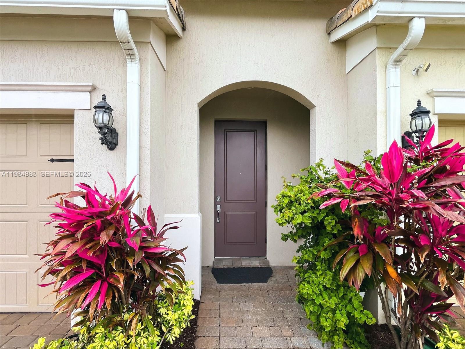 See details 1628 3 / 3 1768 sq. ft. $ 2026-03-18 0 Photo