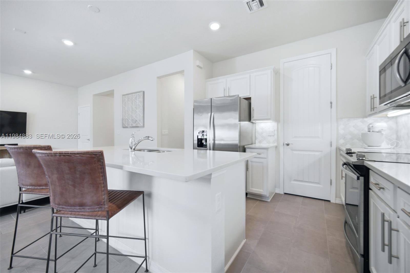 See details 1628 3 / 3 1768 sq. ft. $ 2026-03-18 0 Photo