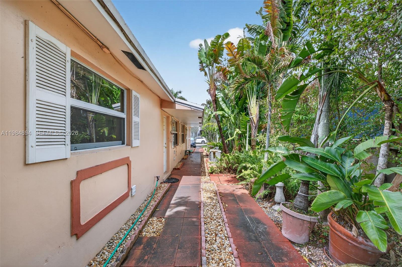   /  1928 sq. ft. $ 2026-03-18 0 Photo