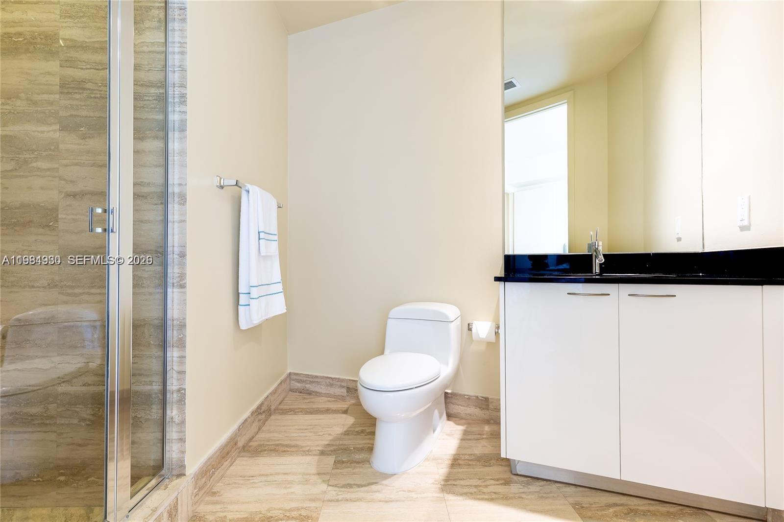 1106 3 / 4 2327 кв.футов $ 2026-03-18 0 Фото