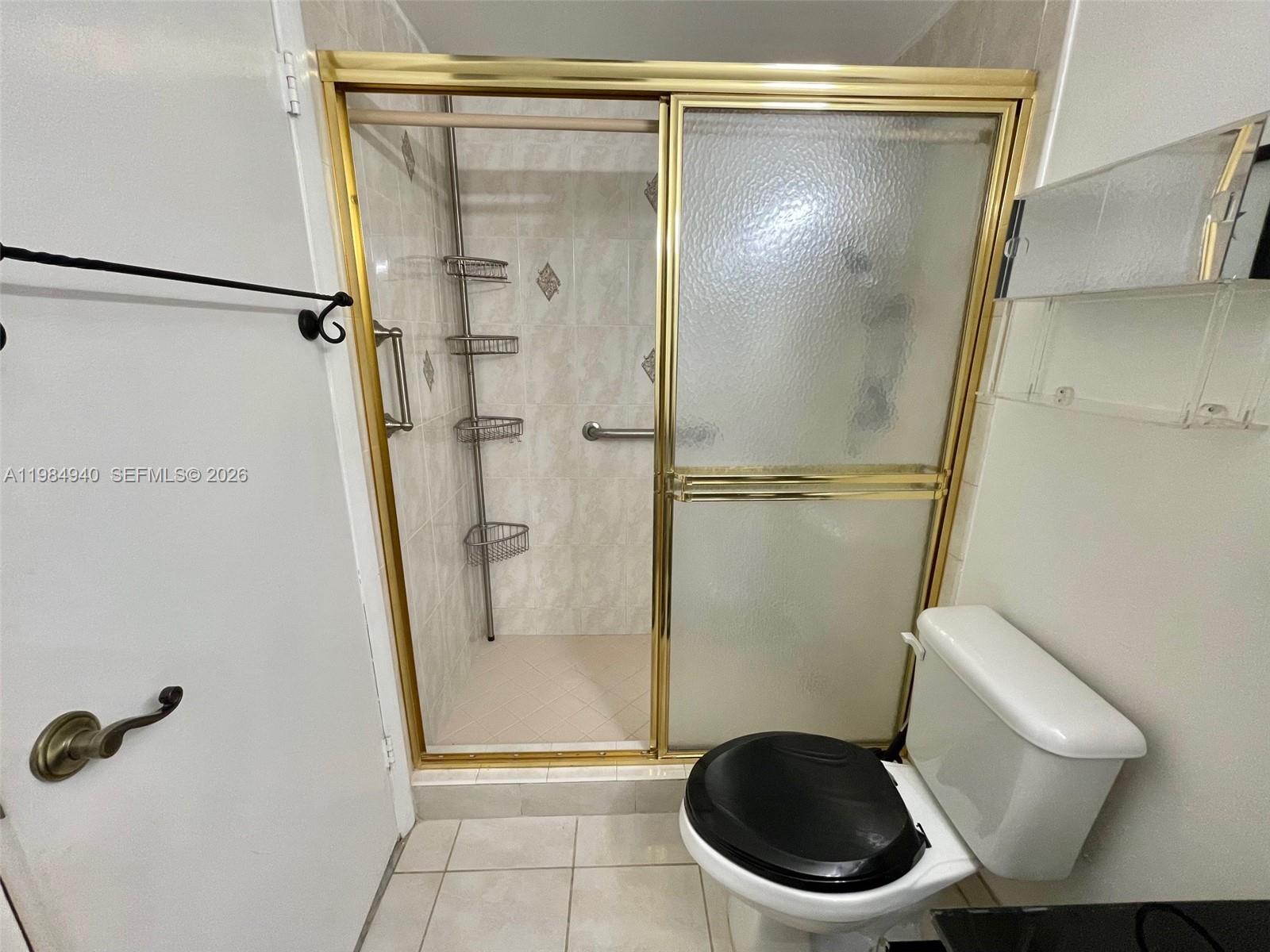 214 1 / 2 844 sq. ft. $ 2026-03-18 0 Photo