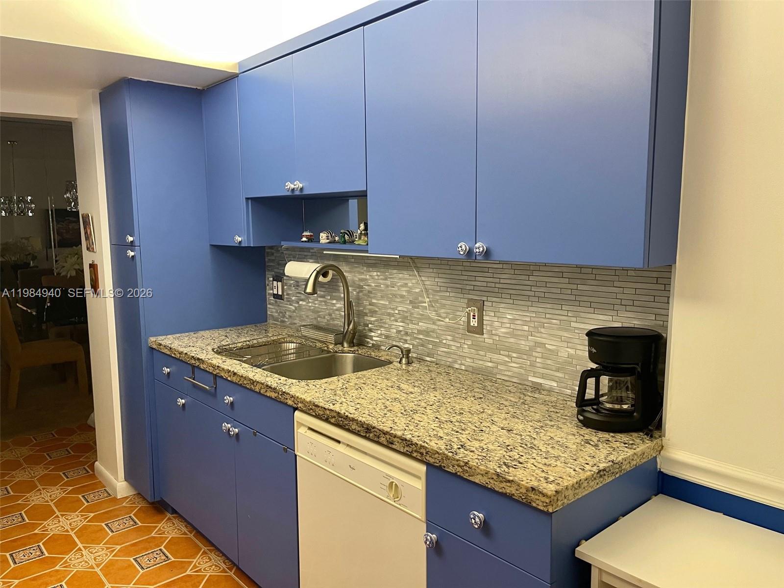 214 1 / 2 844 sq. ft. $ 2026-03-18 0 Photo