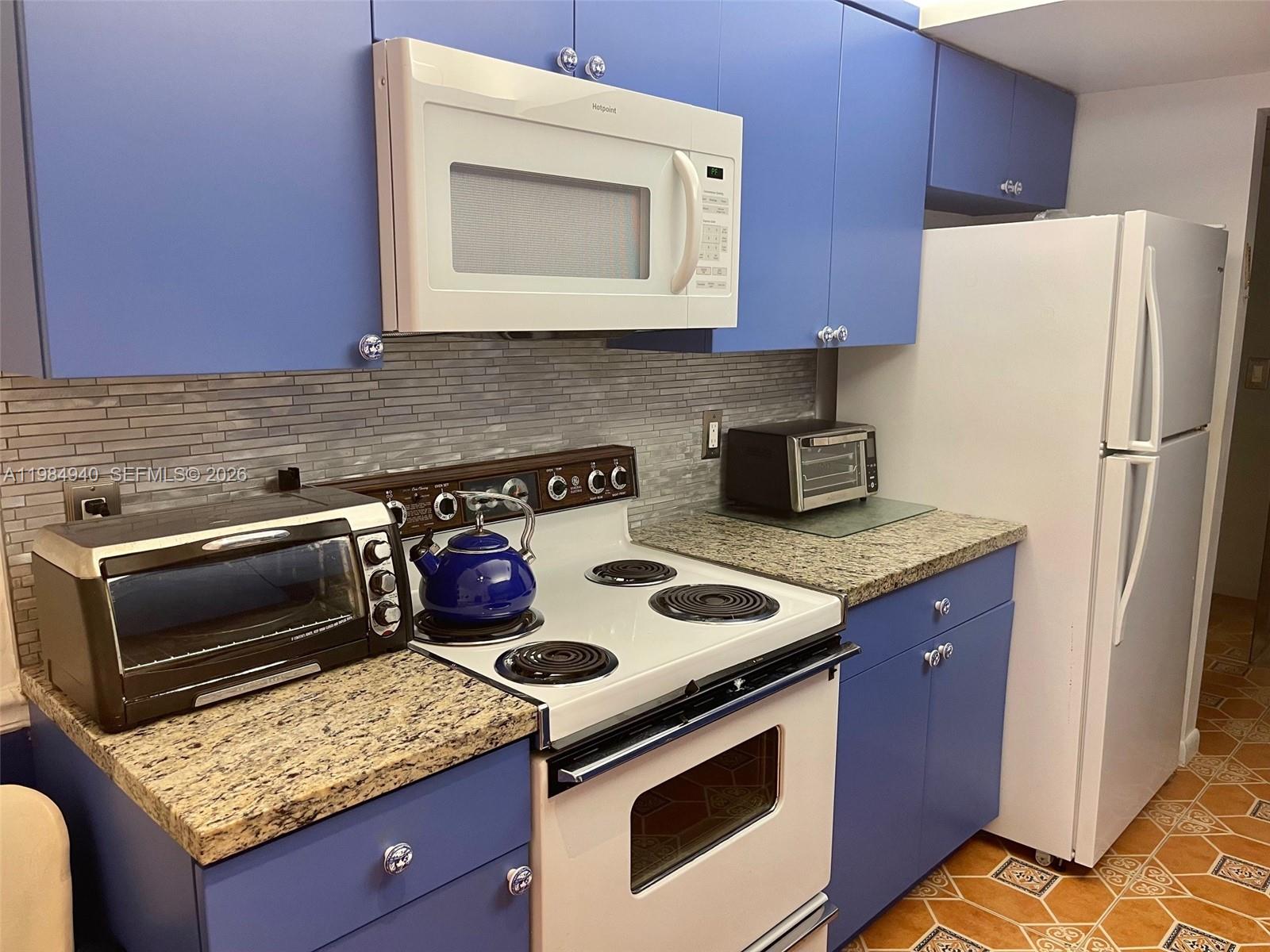 214 1 / 2 844 sq. ft. $ 2026-03-18 0 Photo