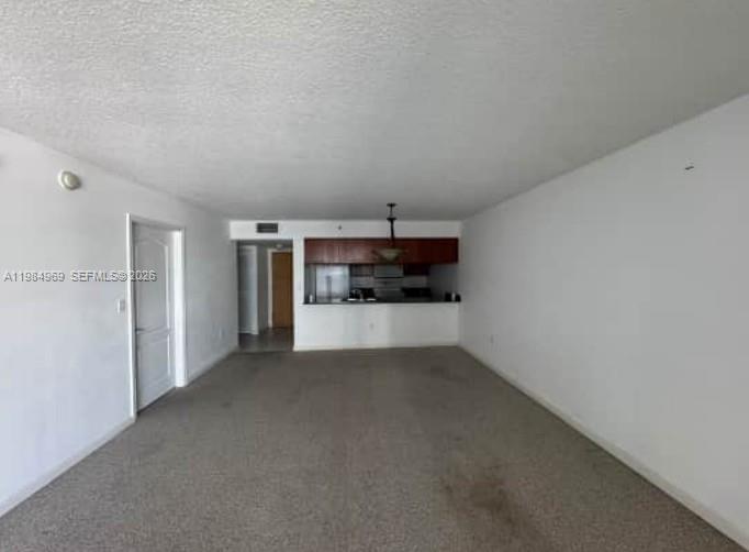 2618 1 / 1 825 sq. ft. $ 2026-03-18 0 Photo