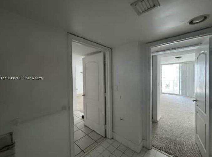 2618 1 / 1 825 sq. ft. $ 2026-03-18 0 Photo