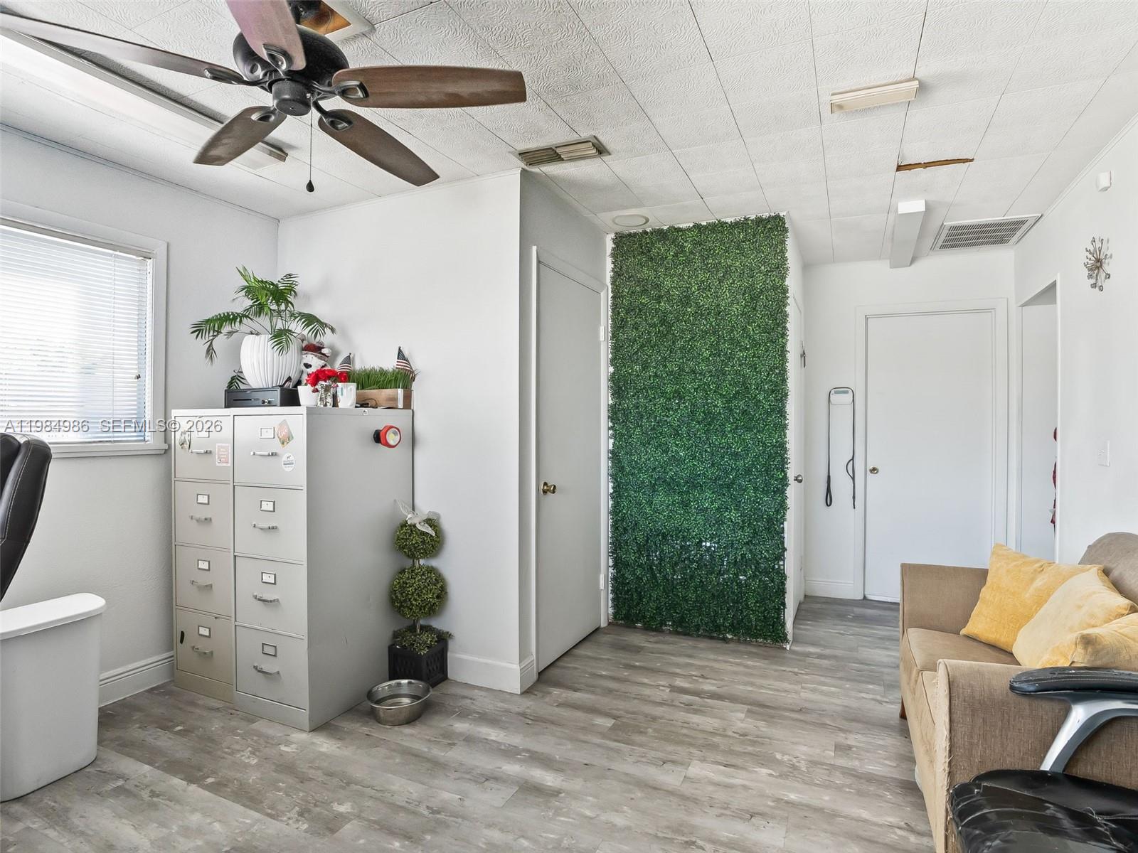 Ver detalles / sq. ft. $ 2026-03-18 0 foto