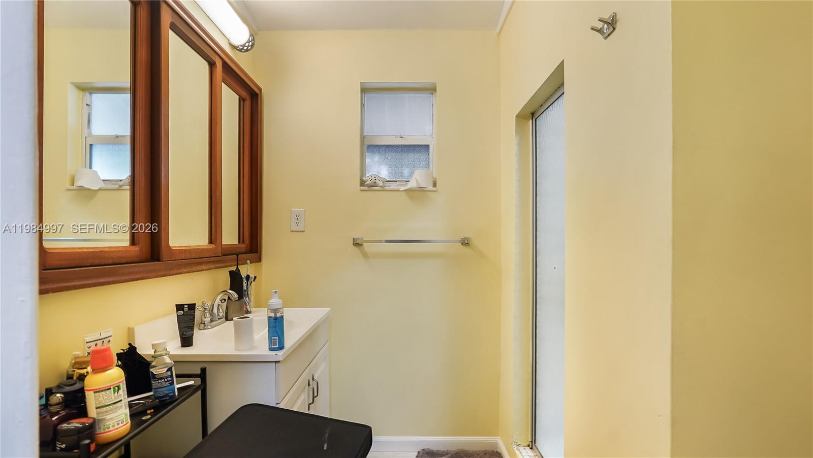   /  2166 кв.футов $ 2026-03-18 0 Фото