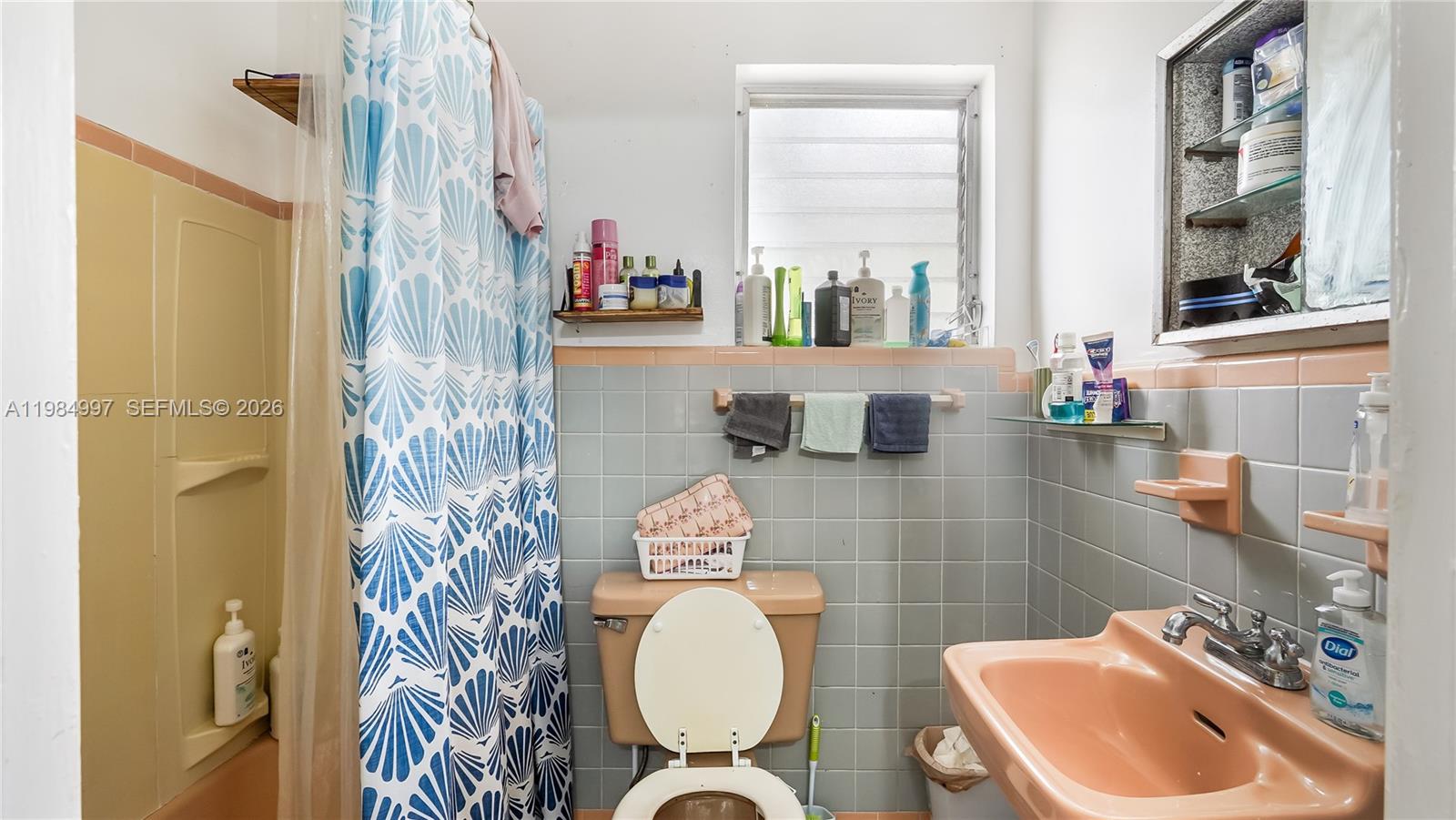   /  2166 кв.футов $ 2026-03-18 0 Фото