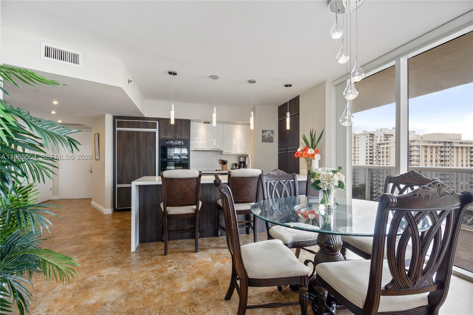 1108 2 / 2 1458 sq. ft. $ 2026-03-18 0 foto