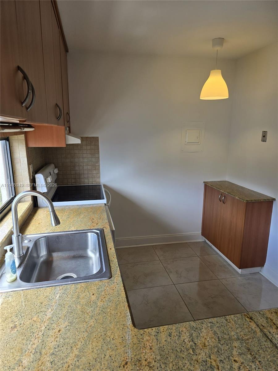 Photo of 16919 Bay Rd  #819, Sunny Isles Beach, Florida, 33160 - 