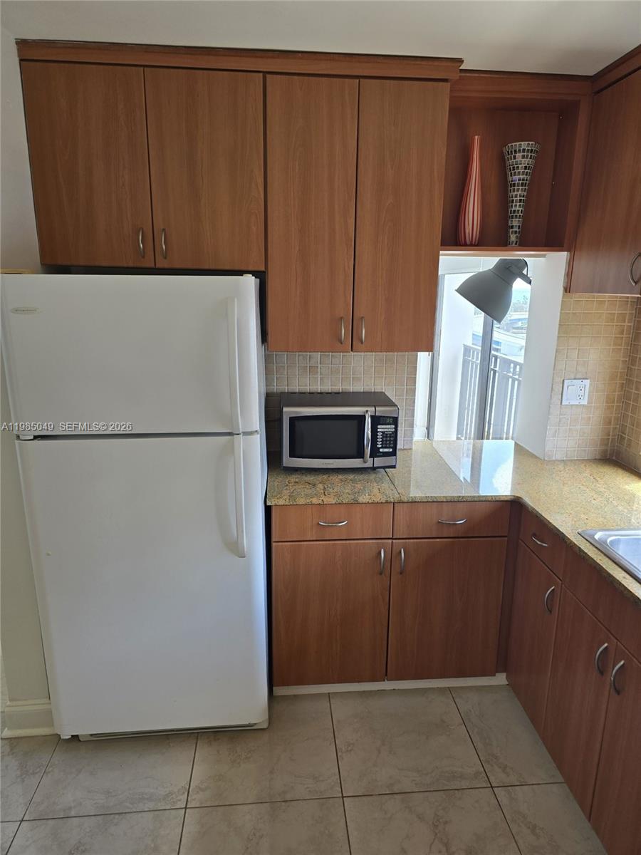 Photo of 16919 Bay Rd  #819, Sunny Isles Beach, Florida, 33160 - 