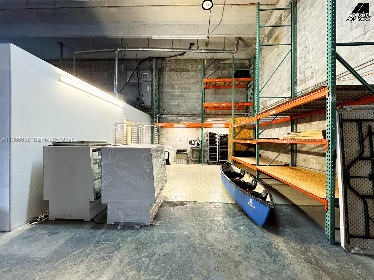   /   кв.футов $ 2026-03-18 0 Фото