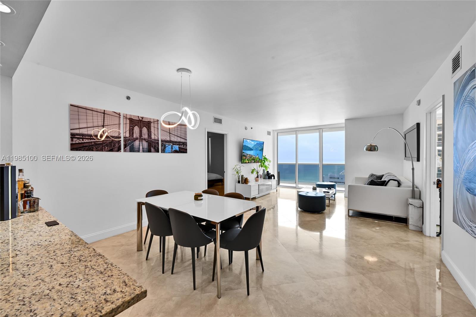 3104 3 / 3 1675 sq. ft. $ 2026-03-18 0 Photo