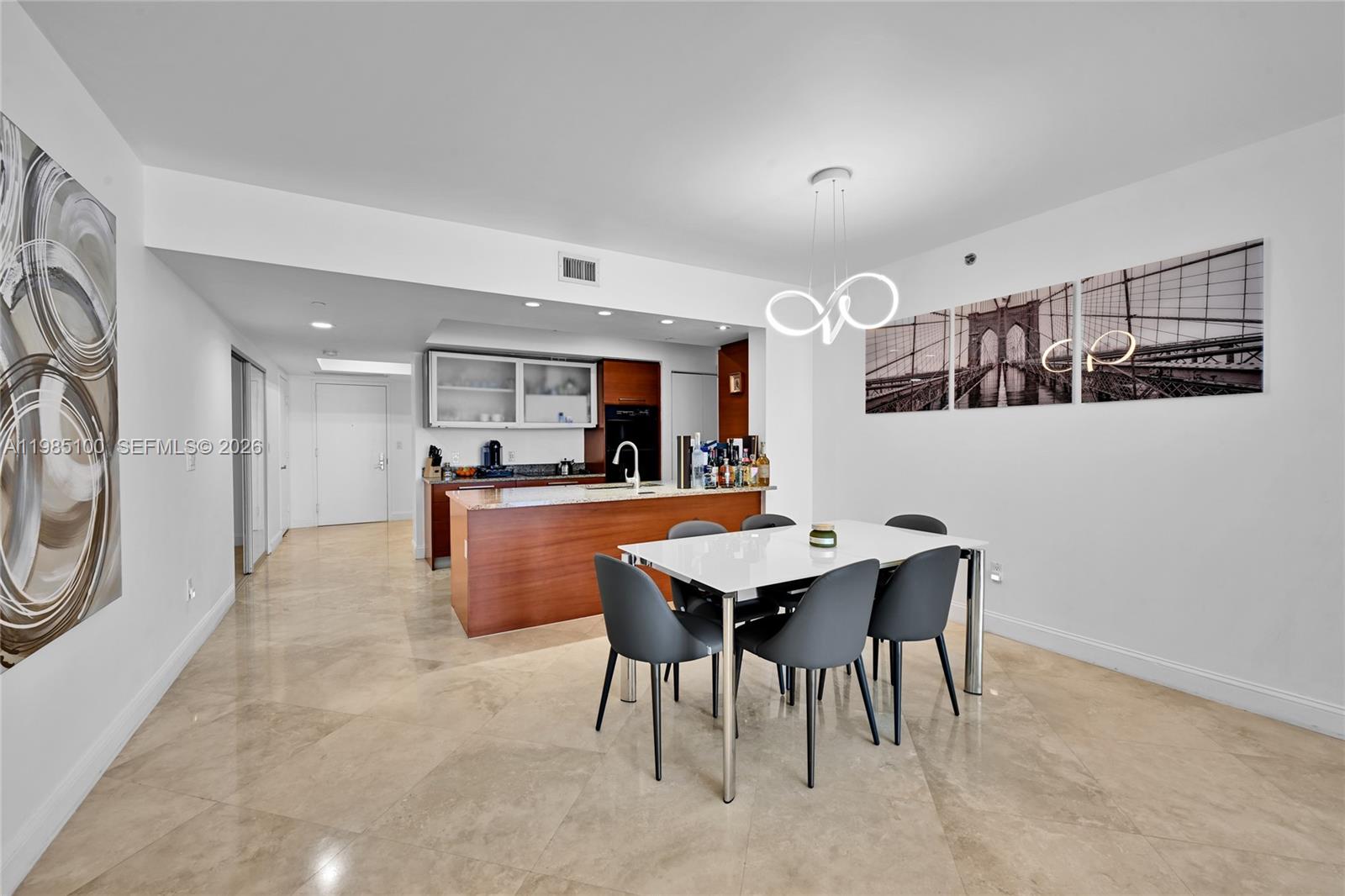 3104 3 / 3 1675 sq. ft. $ 2026-03-18 0 Photo