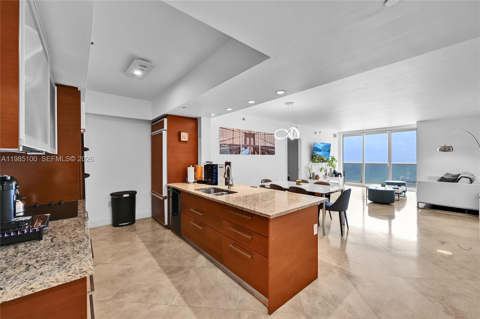 3104 3 / 3 1675 sq. ft. $ 2026-03-18 0 Photo