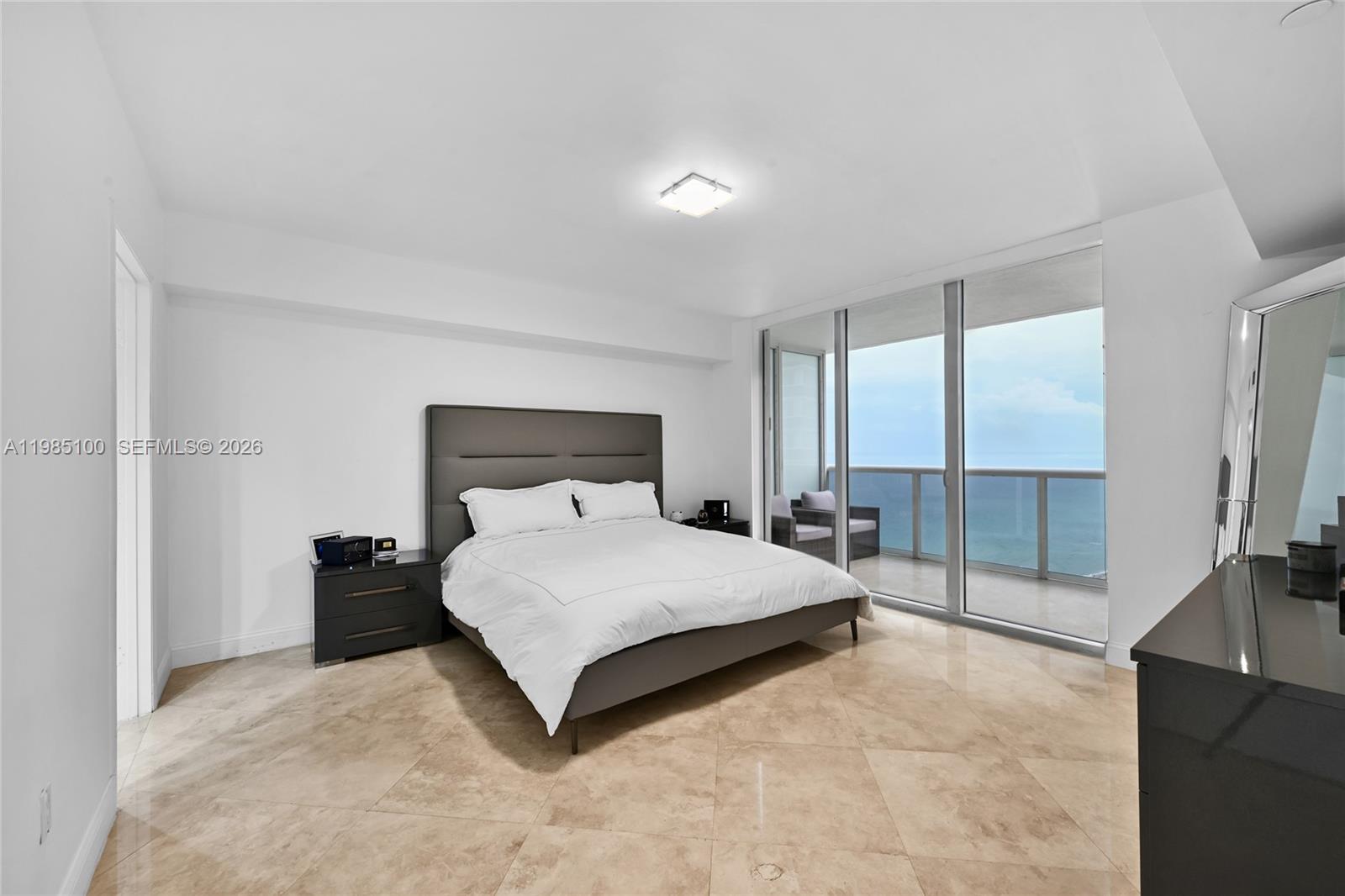 3104 3 / 3 1675 sq. ft. $ 2026-03-18 0 Photo