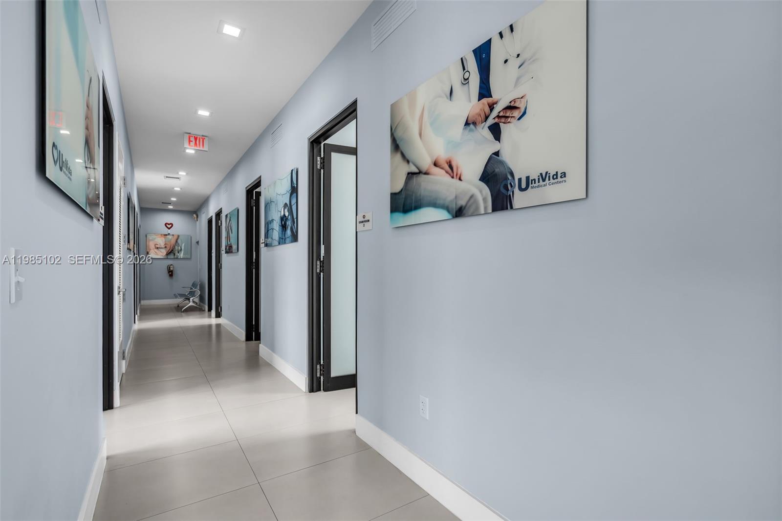   /   sq. ft. $ 2026-03-18 0 foto