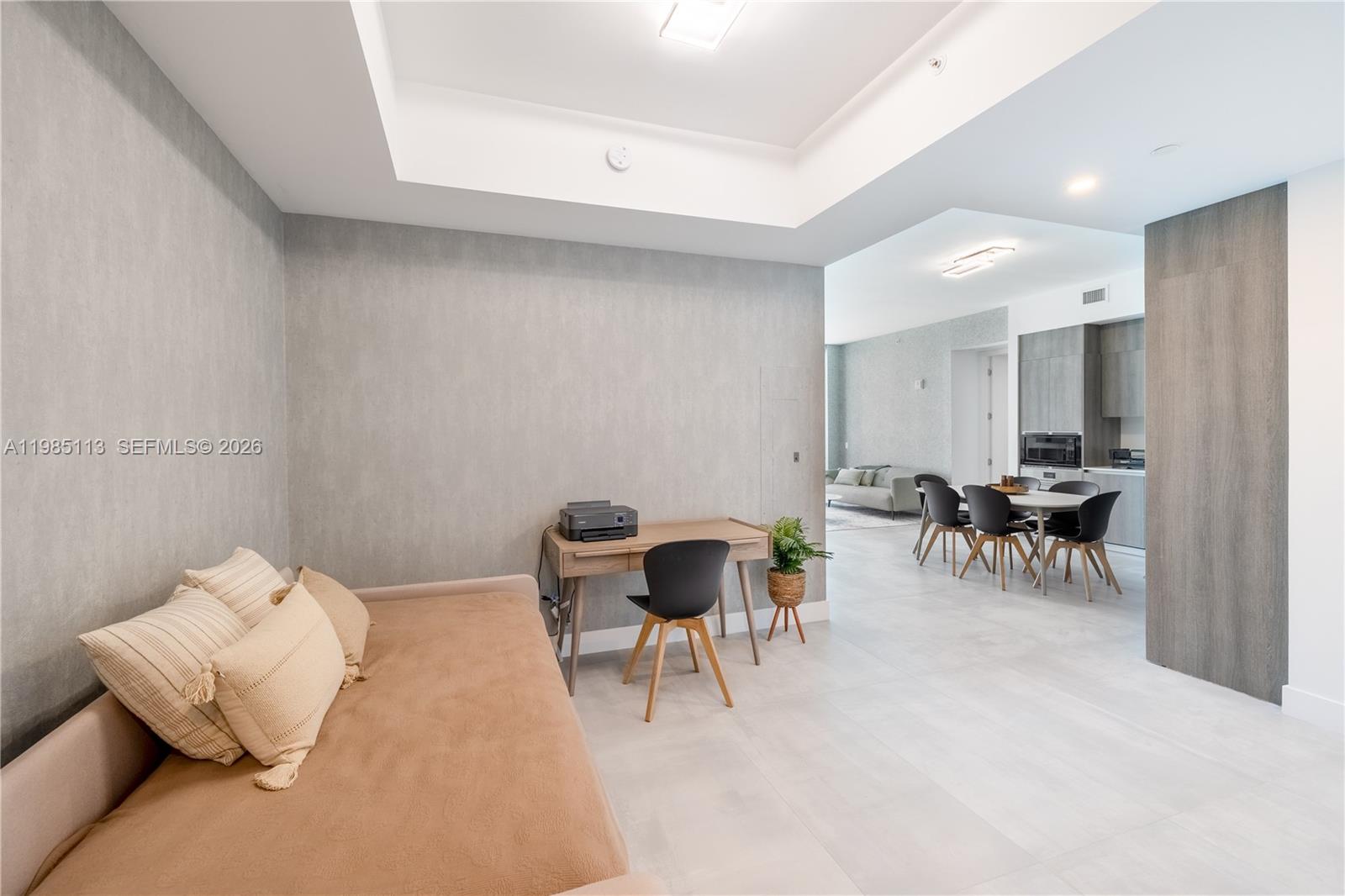 1202 2 / 3 1385 sq. ft. $ 2026-03-18 0 Photo