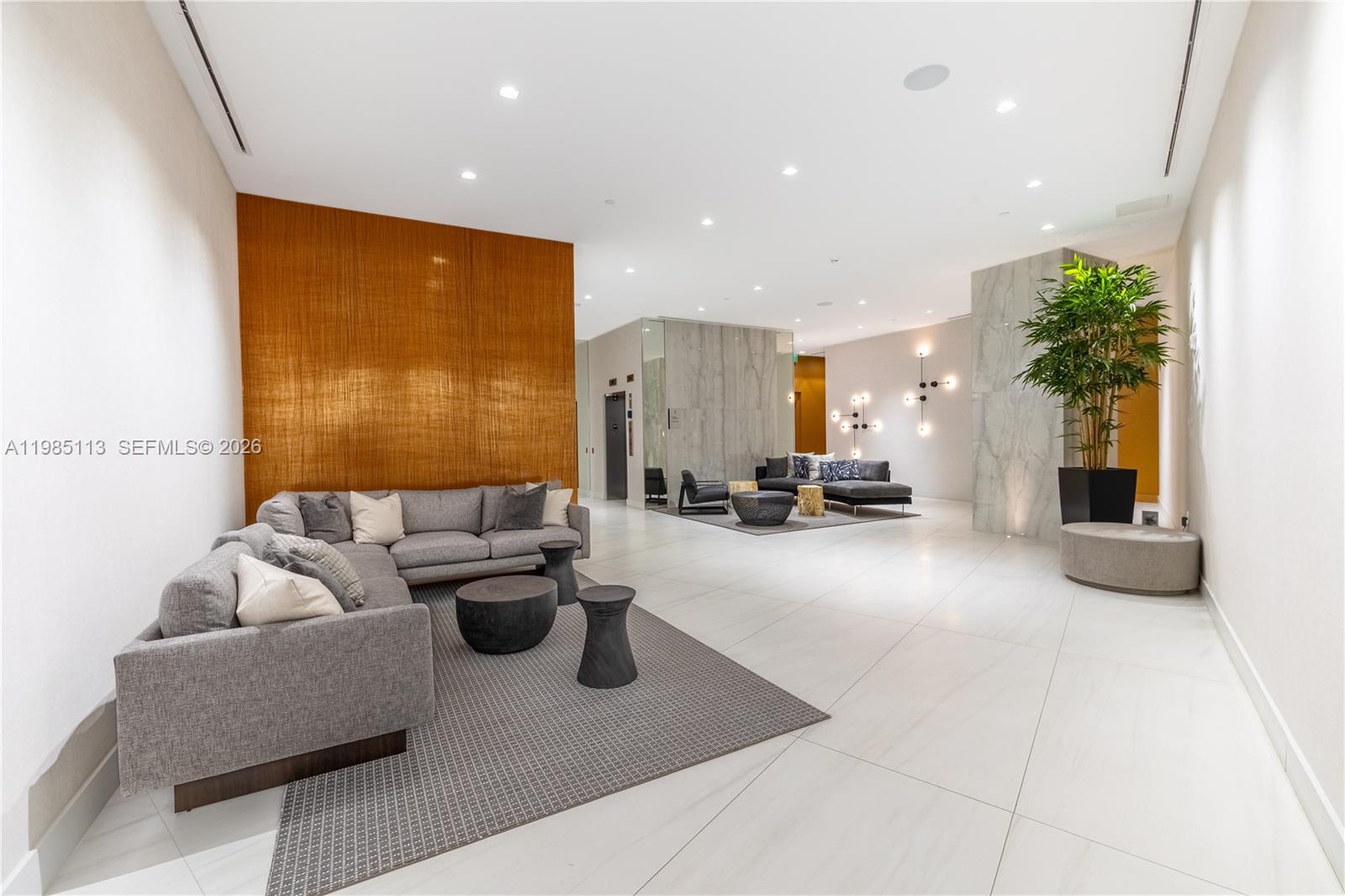 1202 2 / 3 1385 sq. ft. $ 2026-03-18 0 Photo