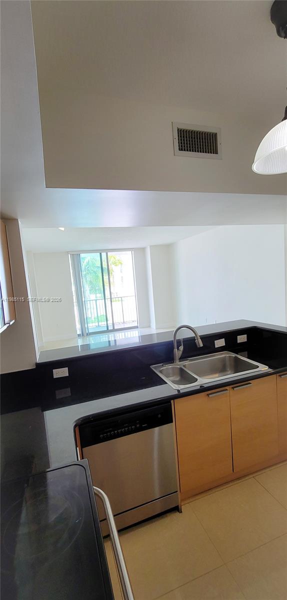 Photo of 140 Dixie Hwy #520, Hollywood, Florida, 33020 -