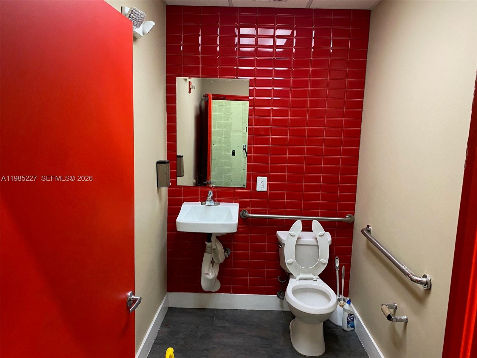 129  /   sq. ft. $ 2026-03-18 0 Photo