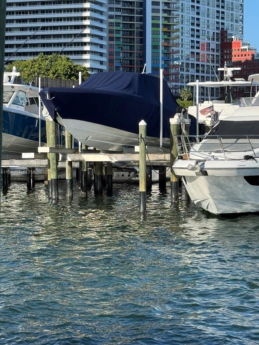   /   sq. ft. $ 2026-03-18 0 foto