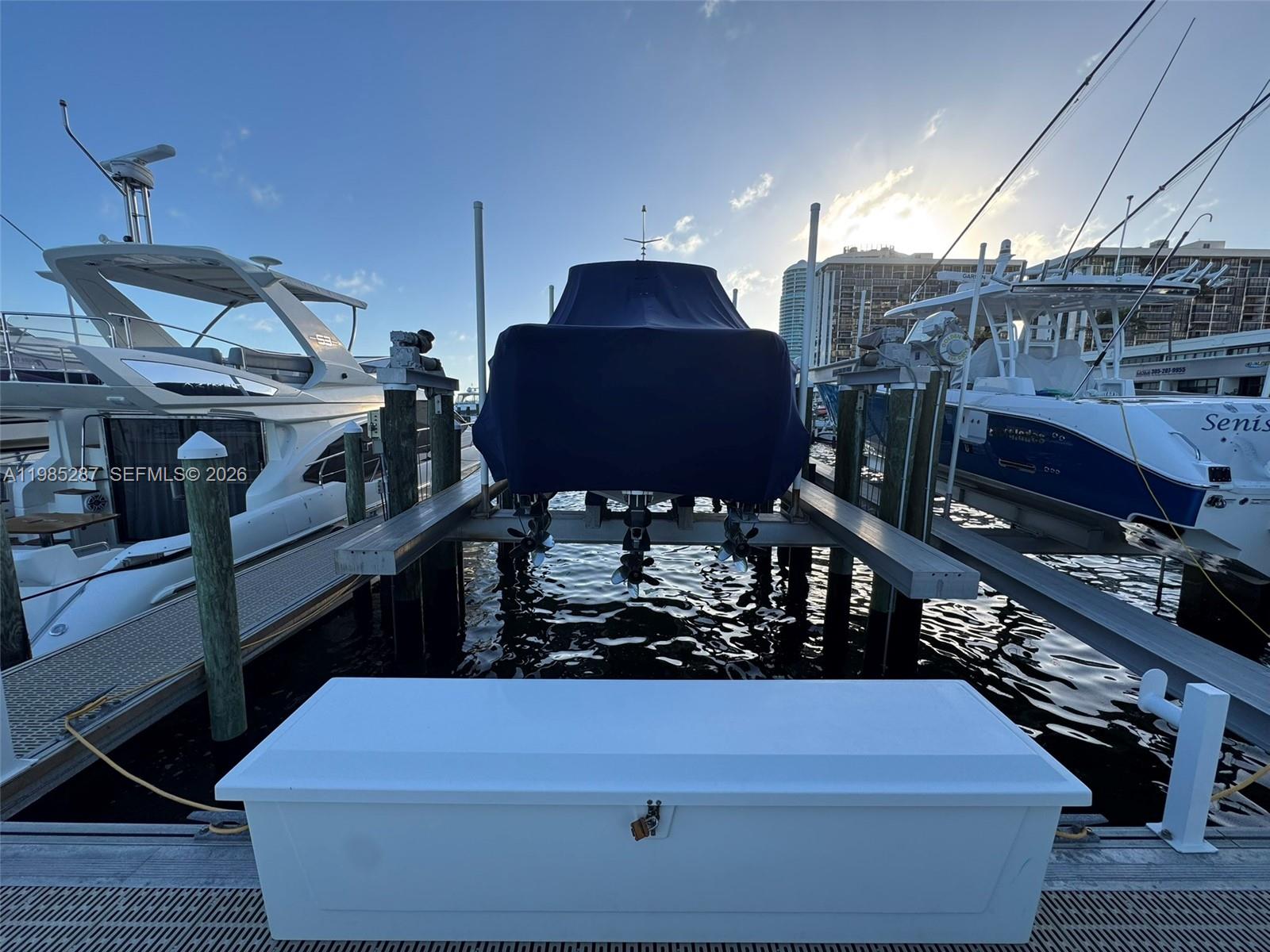   /   sq. ft. $ 2026-03-18 0 foto