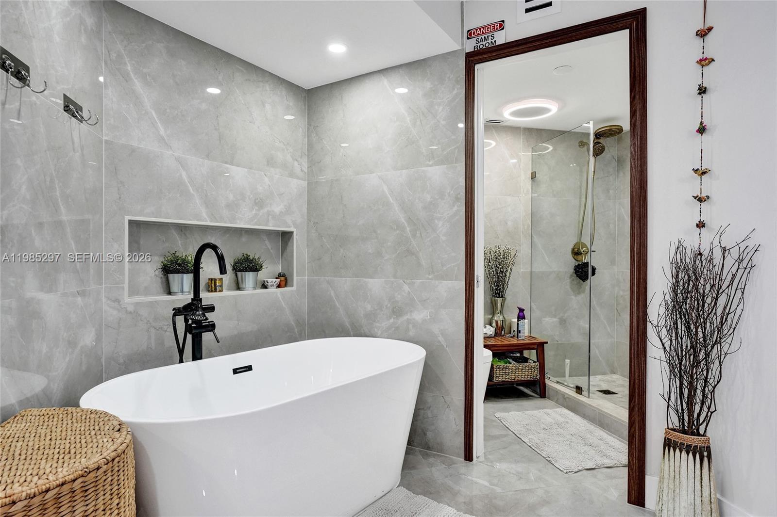 Photo of 19101 36th Ct  #1805, Aventura, Florida, 33180 - 