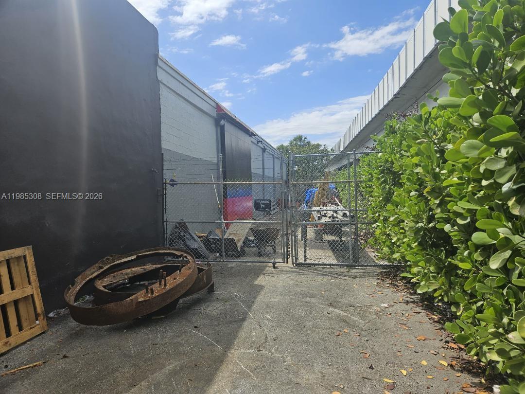   /   sq. ft. $ 2026-03-18 0 Photo